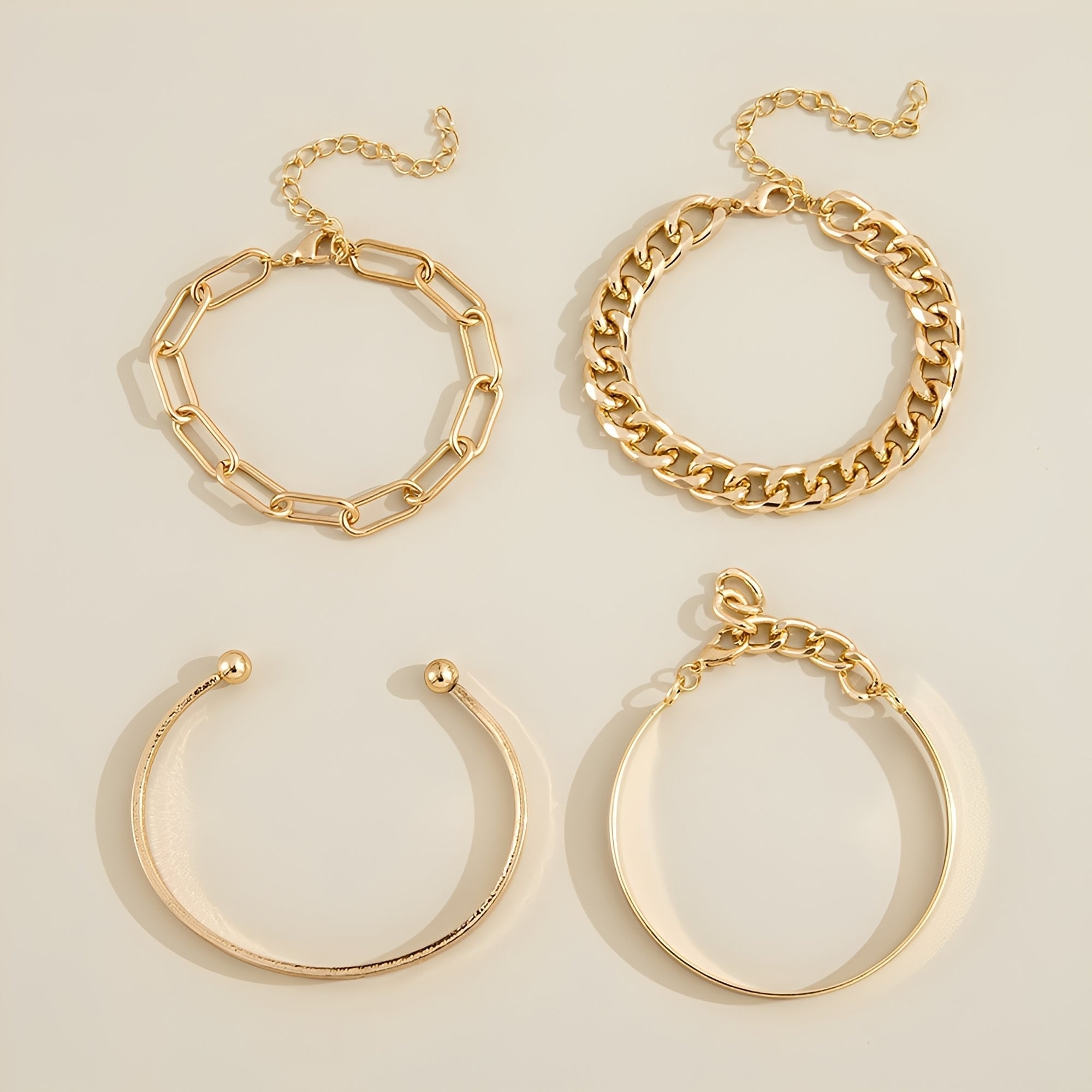 Elari – Set mit 4 stilvollen Armbändern für das Handgelenk