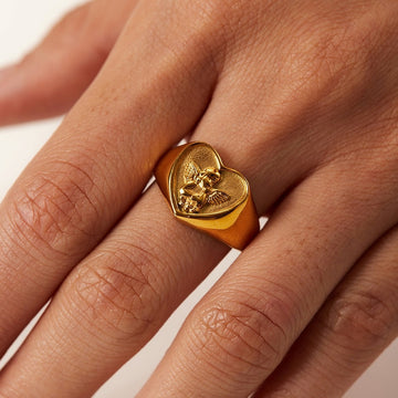 Oriane – Herzring mit hoher Eleganz