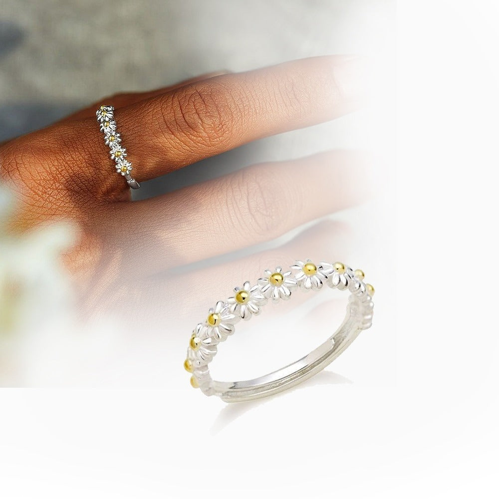 Dahliana – Ring mit Margerite aus verstellbarem Silber und handbemaltem Emaille