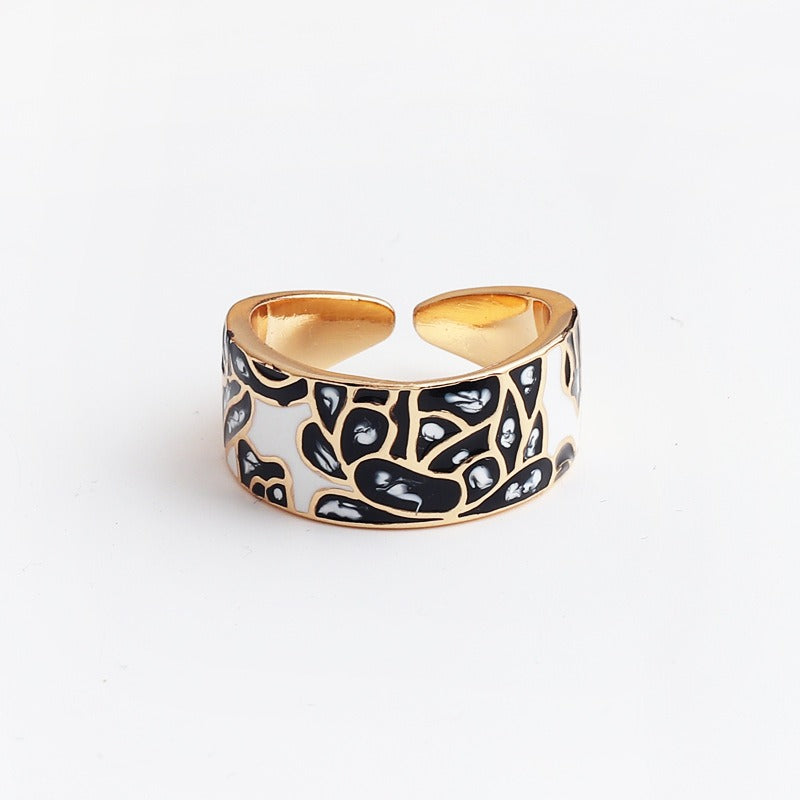 Kamille – Großer Camille-Ring mit blauem Blattdesign
