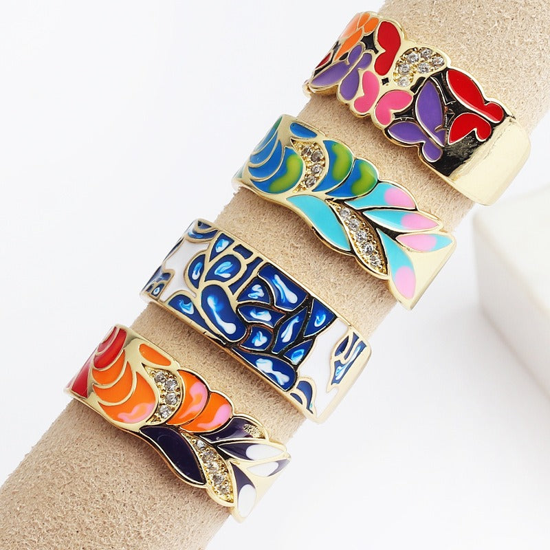 Kamille – Großer Camille-Ring mit blauem Blattdesign
