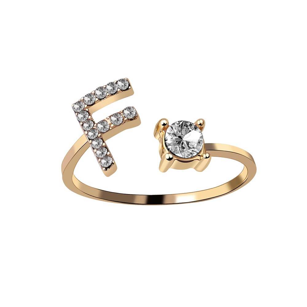 Nyla – Ring mit Buchstaben und Zirkonia