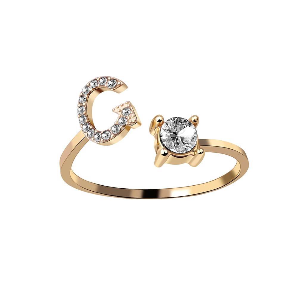 Nyla – Ring mit Buchstaben und Zirkonia