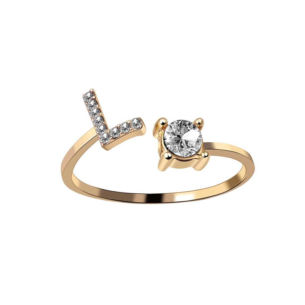 Nyla – Ring mit Buchstaben und Zirkonia