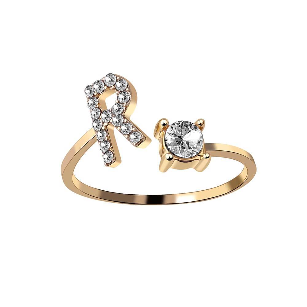 Nyla – Ring mit Buchstaben und Zirkonia