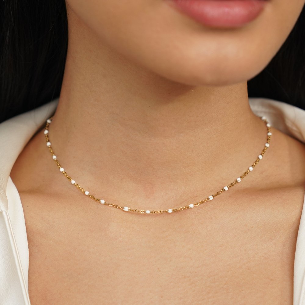 Mila – Kette mit weißen Perlen
