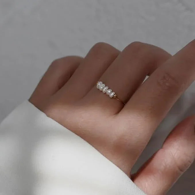 Miori – Goldring mit natürlicher Perle