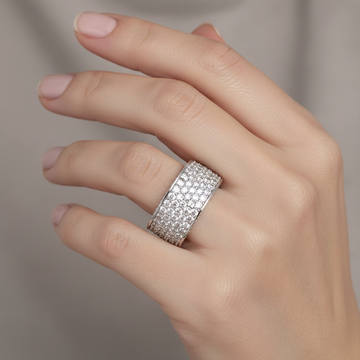 Tally – Ring mit Zirkonia-Einfassung