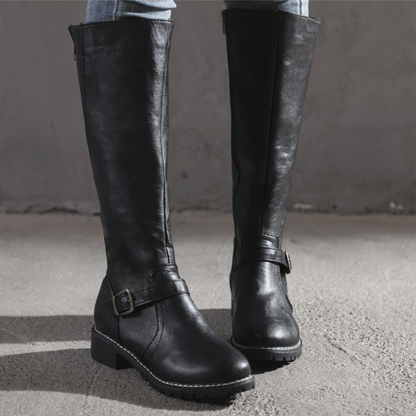 Beatrice – Hohe Stiefel für schlanke Beine